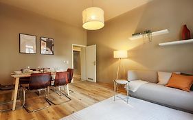 homie stay Schiestlstraße - Moderne Altbauapartments, Nahe Stadtzentrum&Weinberge